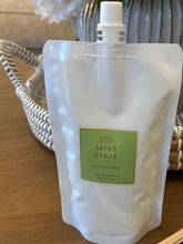 Load image into Gallery viewer, Luxury 700ml Diffuser Refills