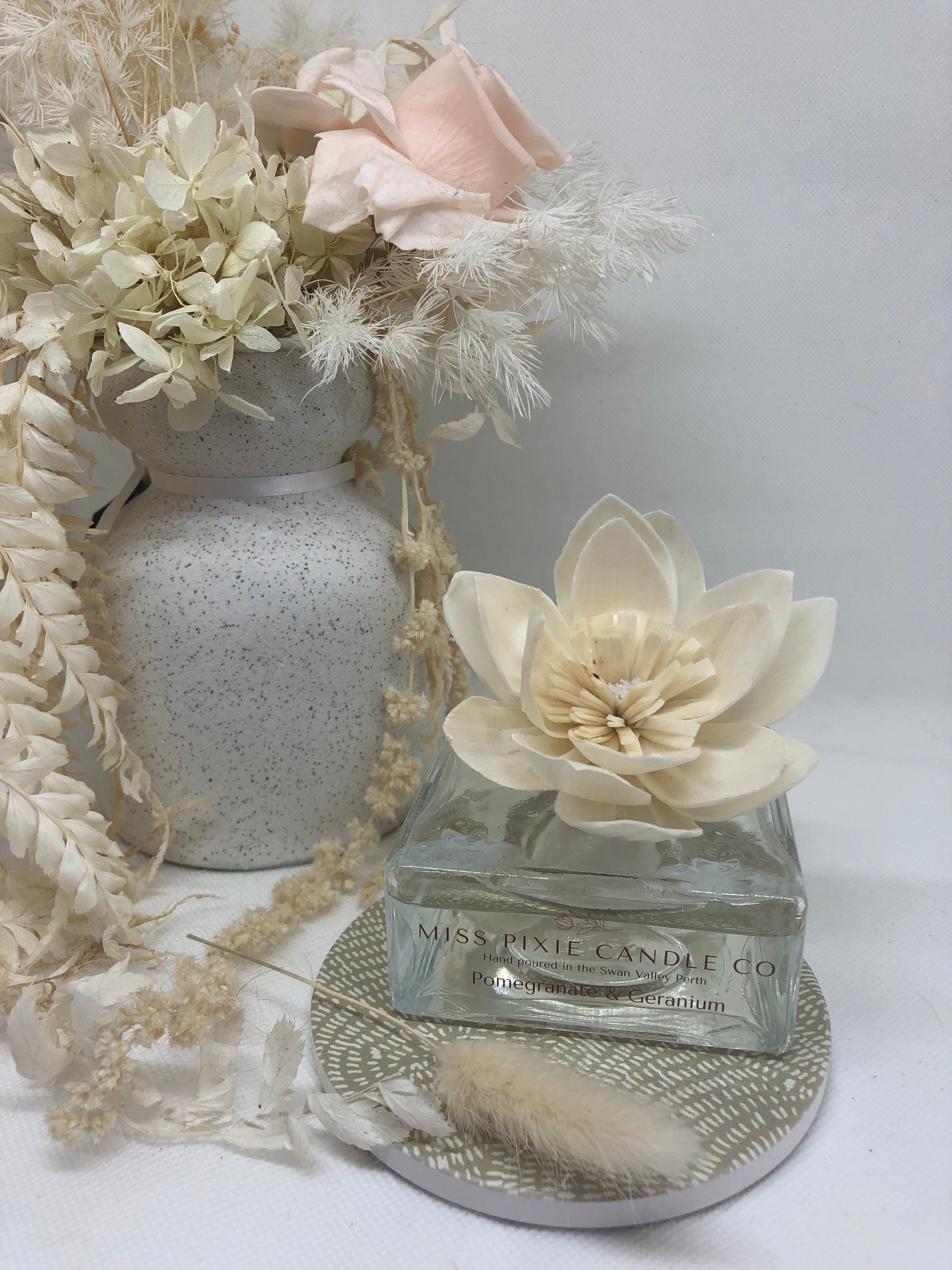 Sola Flower Diffuser – Miss Pixie Candle Co